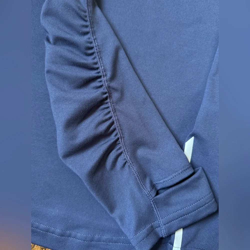 New Balance x J. Crew Running Top - Picture 8 of 11